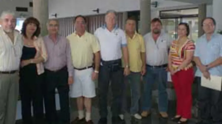  Parte de a Junta Directiva saliente del CGPLC, periodo 2007-2009.