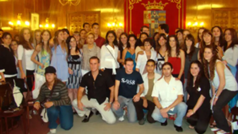  Los jóvenes participantes en la Diputación de Zamora.