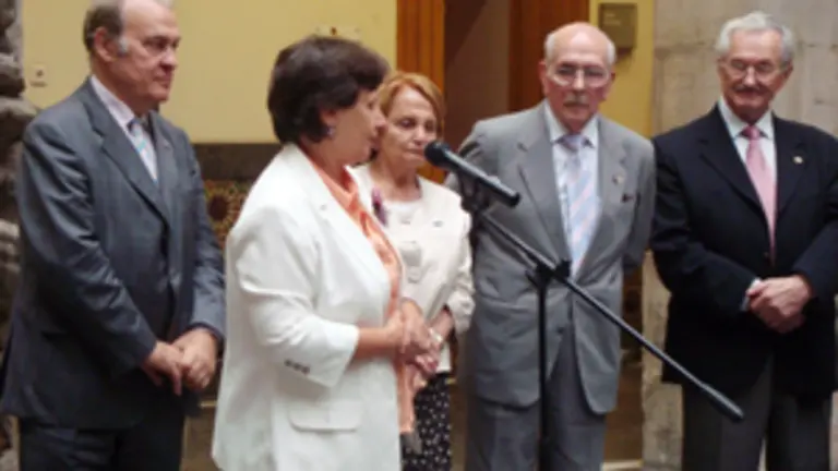  La conseja Ramos, durante su intervenci&oacute;n en la entrega de la \\\\\\\'Carabela 2009\\\\\\\'.