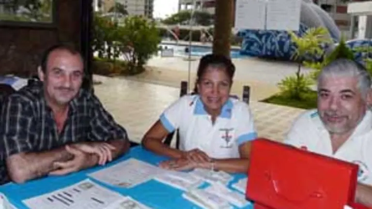  Adriano Garc&iacute;a Fern&aacute;ndez, Daysi Mocharrachif y Manuel Sinde Porto, vicepresidente, secretaria ejecutiva y presidente, fueron los encargados de custodiar los ingresos de la romer&iacute;a.