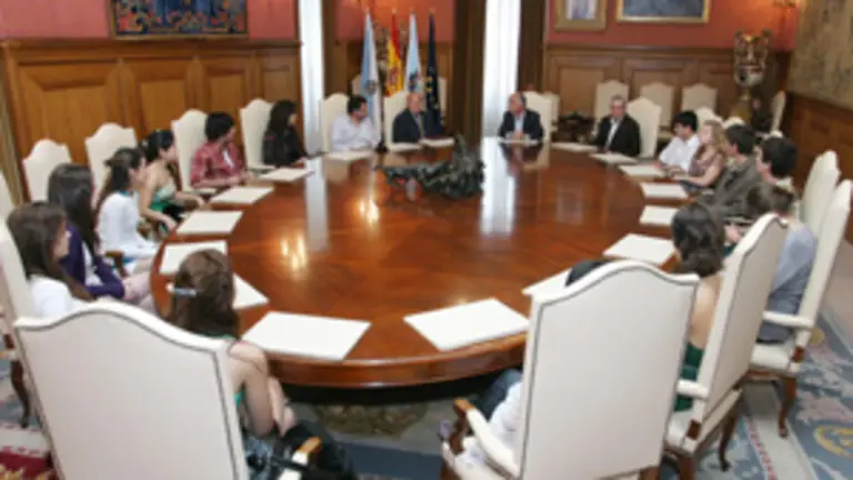  Dur&aacute;n recibi&oacute; a los ni&ntilde;os del Colegio Santiago Ap&oacute;stol de Buenos Aires.