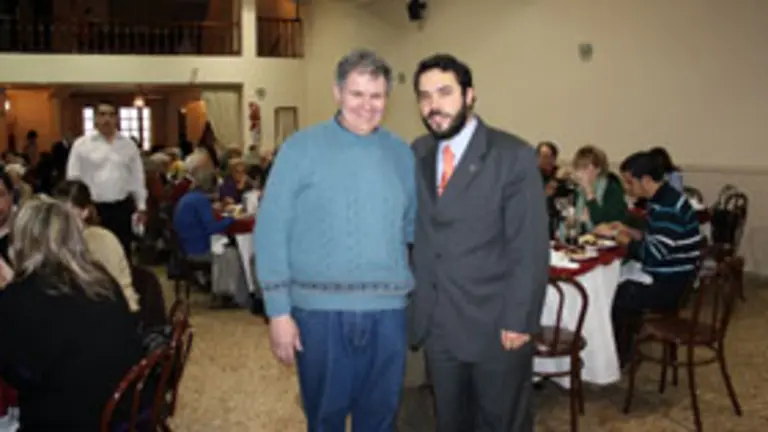  El presidente y el vicepresidente de la entidad, durante la comida.
