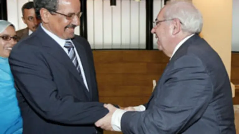 El líder saharaui Mohamed Abdelaziz, junto al presidente Álvarez Areces, durante su visita al Principado.