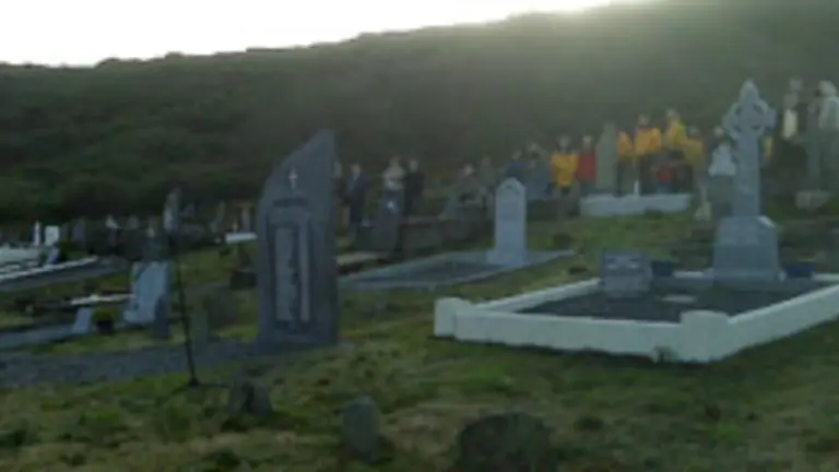  Las autoridades inauguraron un monolito con los nombres de los fallecidos.