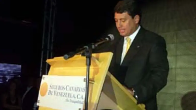  El presidente David Frías presenta la nueva imagen de Seguros Canarias.