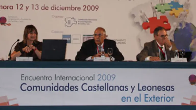 Ana Belén Rodríguez, Julia Hernando, Sergio Rabanillo, Fernando Guerra y Daniel Hasperúe. 