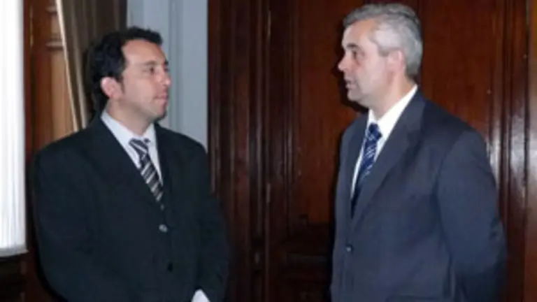  L&oacute;pez Dobarro &ndash;dcha.&ndash; con Tadeo Garc&iacute;a Zalazar, en el encuentro de la pasada semana.