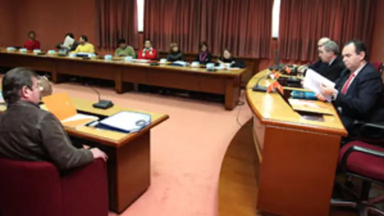  Profesores de la Universidad de A Coru&ntilde;a y funcionarios de la Xunta impartieron el curso.