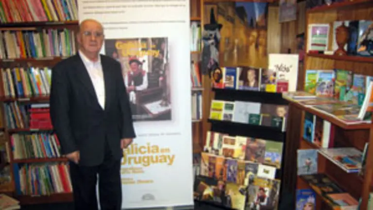  Manuel Losa, natural de Santiago, descubri&oacute; que los libros eran su principal afici&oacute;n.