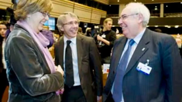  Una de las reuniones que mantuvo Areces en el marco del Comit&eacute; de las Regiones.