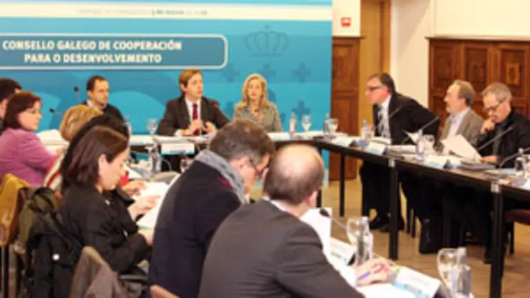 Jes&uacute;s Gamallo presidi&oacute; la reuni&oacute;n en la que se present&oacute; el II Plan de Cooperaci&oacute;n.
