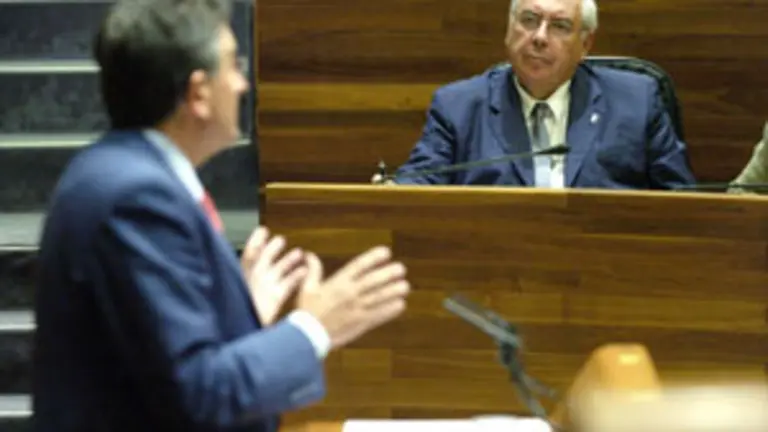  Vicente &Aacute;lvarez Areces y Ovidio S&aacute;nchez, en la Junta General del Principado.