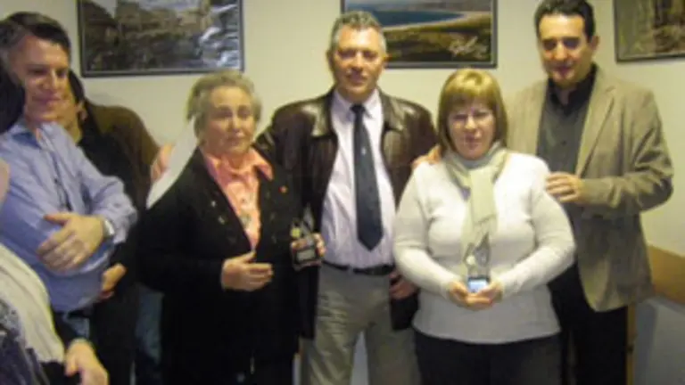  Ga&ntilde;adores dos torneos de lecer, recolleron os seus galard&oacute;ns.