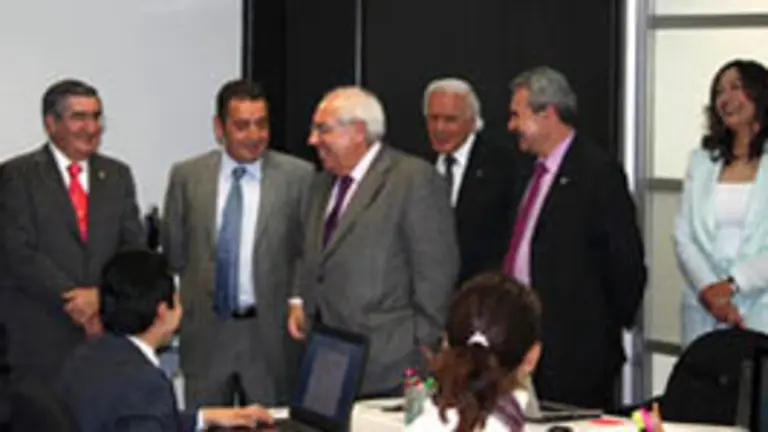  Areces, en la inauguraci&oacute;n de las instalaciones de la empresa Futuver.