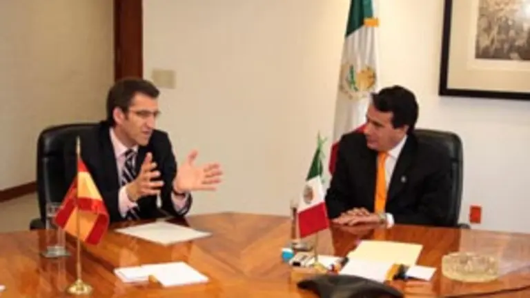  El presidente de la Xunta, durante su reuni&oacute;n con el ministro de Econom&iacute;a, Gerardo Ruiz Mateos.