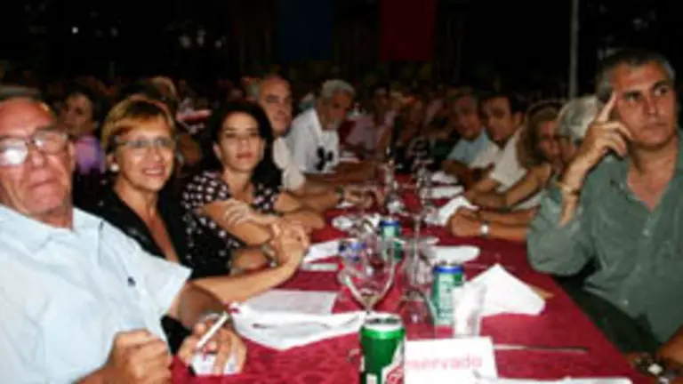 Los presidentes de sociedades castellanas y leonesas acudieron al acto por el Día de Castilla.