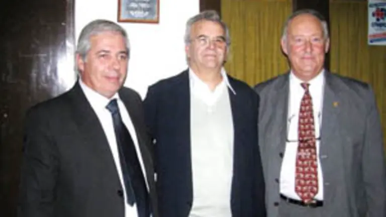 De izda. a dcha., Amar Rodr&iacute;guez, Rodolfo Florit y Jaime Llull, durante la celebraci&oacute;n festiva. 