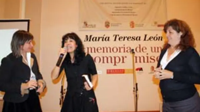  Julia Hernando, Susana Oviedo y Patricia Guajirrubia.