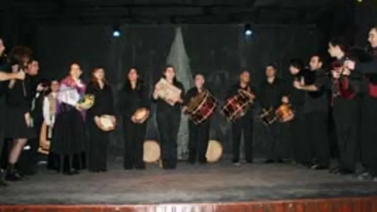  Actuaci&oacute;n de la banda de gaitas Irmandade del Valle Mi&ntilde;or.