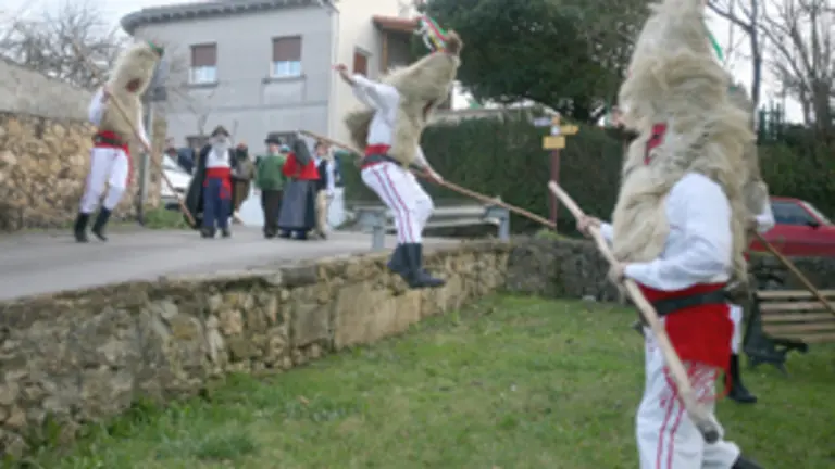  Los populares personajes de la localidad sierense de Valdesoto.