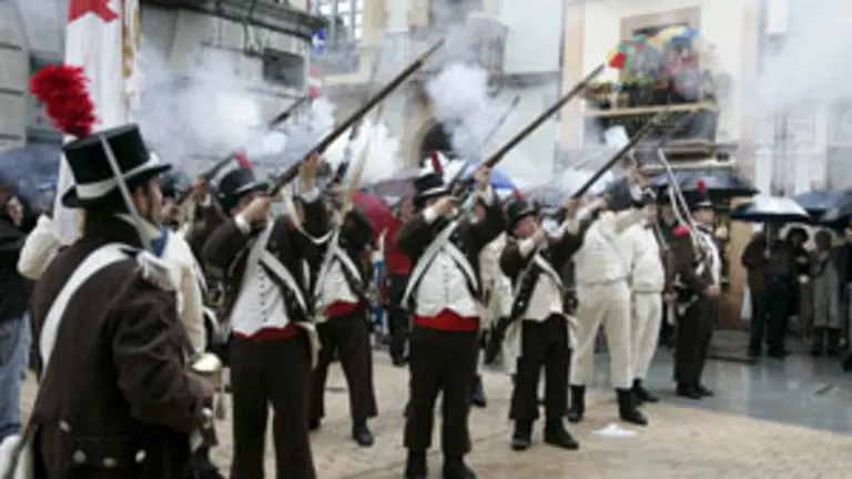  Un acto de la Asociaci&oacute;n de Recreaci&oacute;n Hist&oacute;rico Cultural de Asturias.    