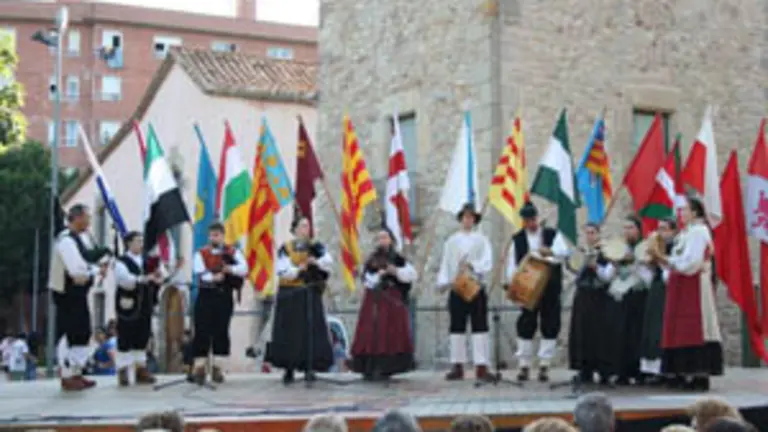  Unha das actuaci&oacute;ns das que puideron disfrutar os asistentes.