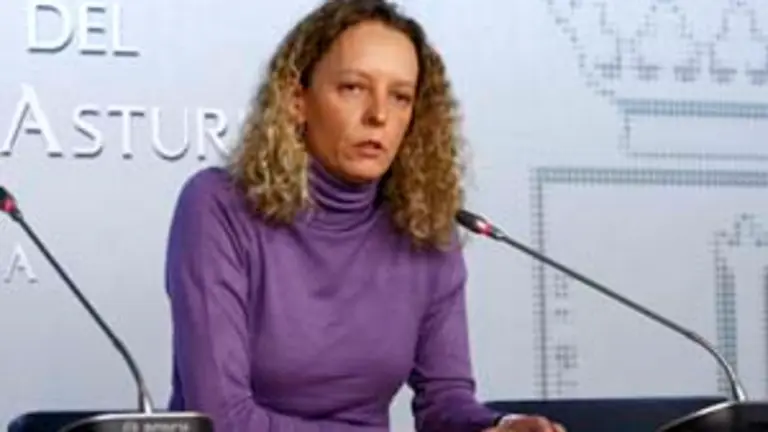  La consejera de Bienestar Social del Principado, Noem&iacute; Mart&iacute;n.