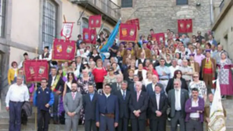  Los miembros del Centro Asturiano &lsquo;Covadonga&rsquo;, en la celebraci&oacute;n vitoriana.