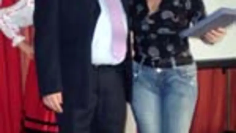  Ester Urz&uacute;a recibi&oacute; el premio Gallega del A&ntilde;o. 