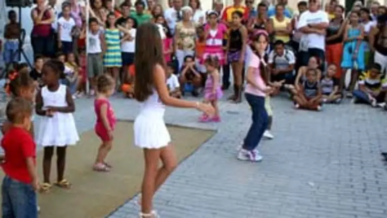  Los niños disfrutaron del espectáculo.