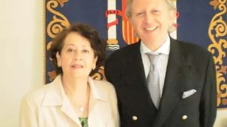  La presidenta del Centro Asturiano de S&atilde;o Paulo y el c&oacute;nsul general.