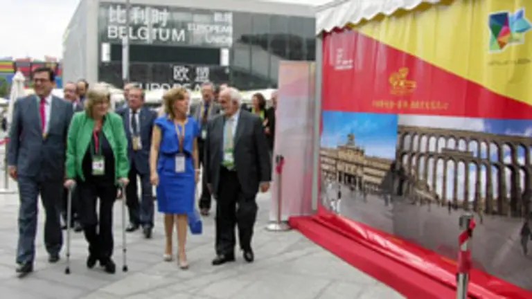  María José Salgueiro presidió los actos del Día de Castilla y León en la Exposición Universal de Shanghai.