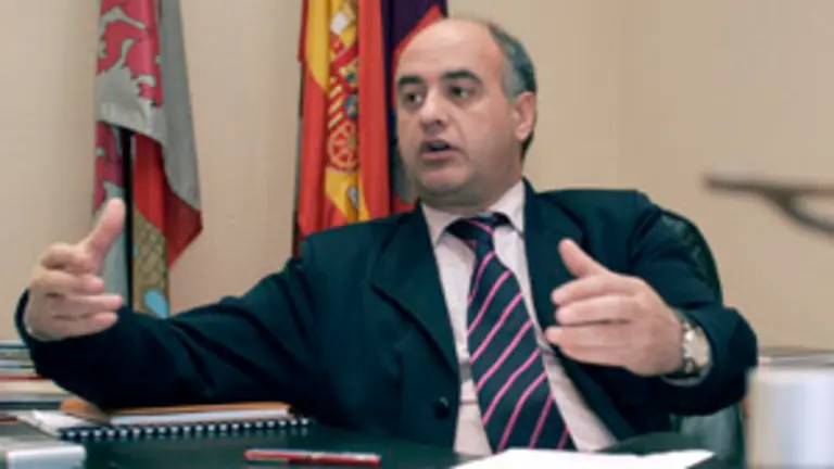  El alcalde de Ávila, Miguel Ángel García Nieto, presidió el acto.