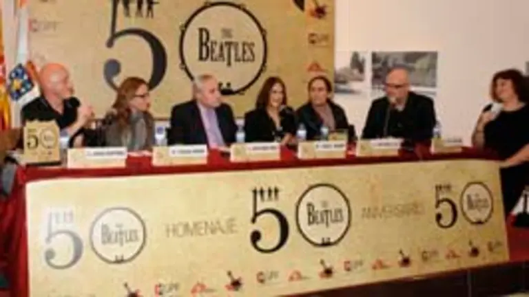 La hermana de Lennon, durante su intervenci&oacute;n en la presentaci&oacute;n.