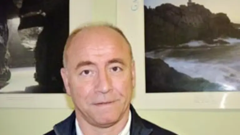  El secretario xeral de Emigraci&oacute;n, Santiago Camba, durante su visita a Frankfurt.