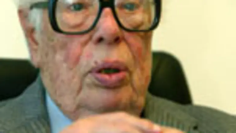  Francisco Fern&aacute;ndez del Riego.