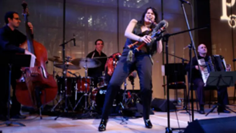  Cristina Pato, durante su actuaci&oacute;n en Nueva York como embajadora cultural del Xacobeo.