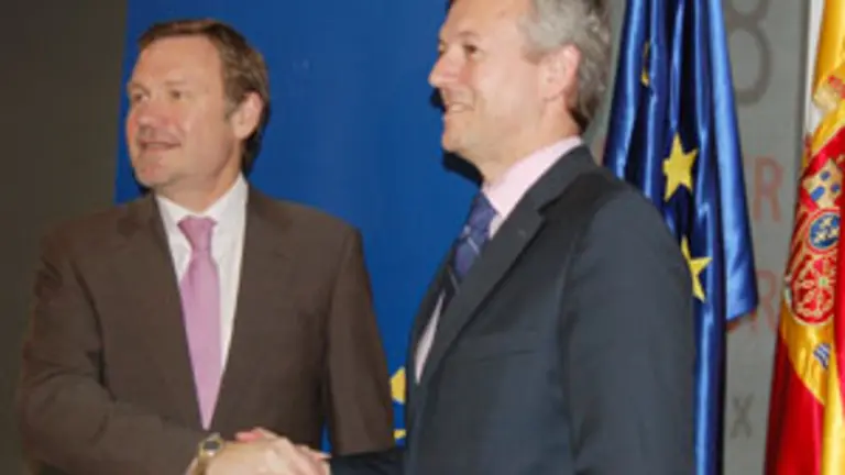  Michael Schneider y Alfonso Rueda se reunieron en la sede de la Fundaci&oacute;n Galicia Europa.