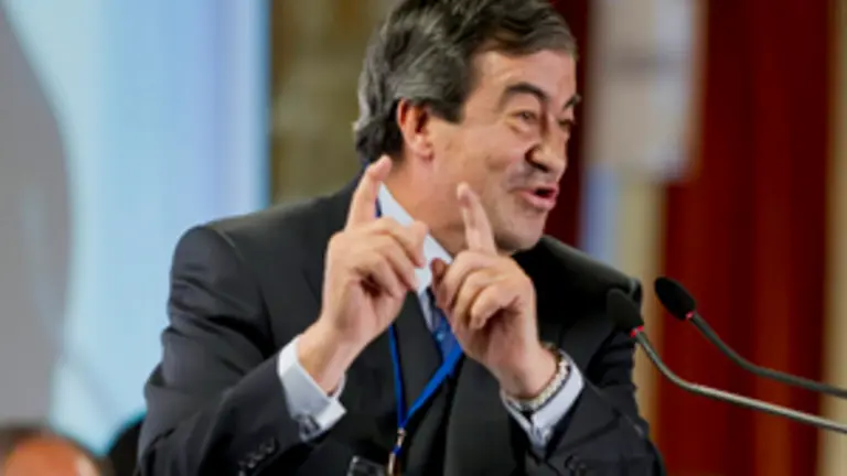  Francisco &Aacute;lvarez Cascos. 