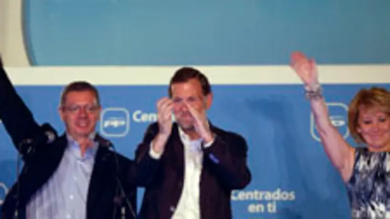 Gallardón. Rajoy y Aguirre, durante la celebración.