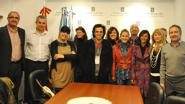  Alejandro L&oacute;pez Dobarro &ndash;2&ordm; izda.&ndash;, con los empresarios que participaron en las actividades de la feria.