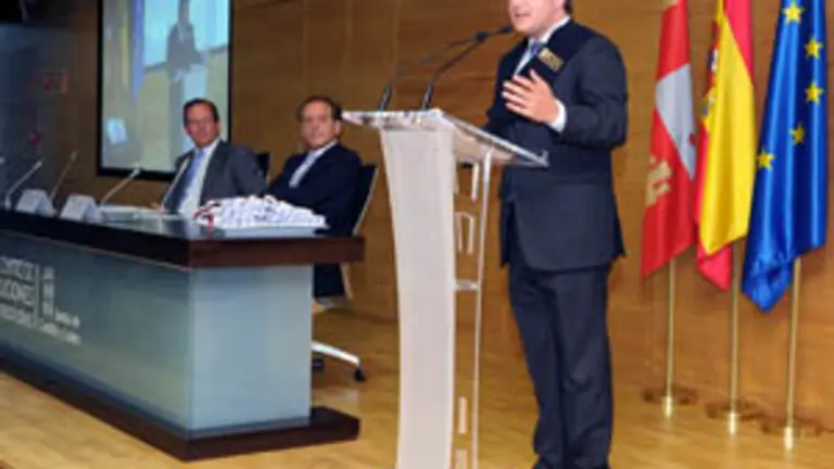 Un momento de la clausura de máster. 