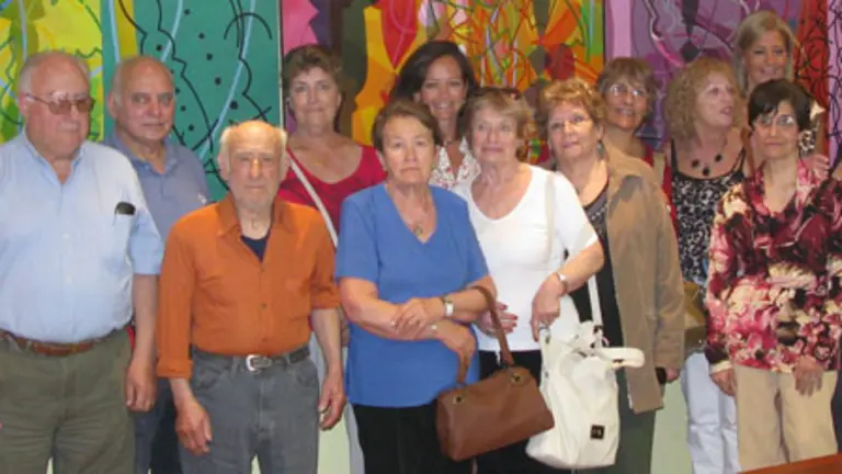  Maria de Diego recibió a los participantes en el programa 'Añoranza'.