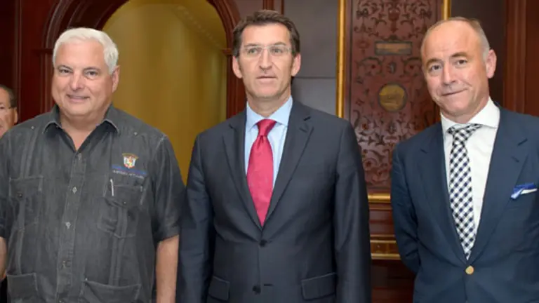 Ricardo Martinelli, Alberto N&uacute;&ntilde;ez Feij&oacute;o y Santiago Camba, tras la reuni&oacute;n mantenida. 