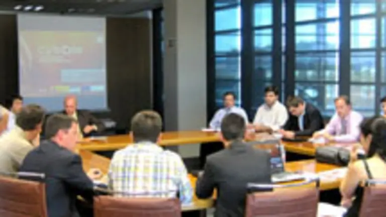  Un momento de la asamblea celebrada en Zamora del ‘cluster’ de energía fotovoltacia de Castilla y León.