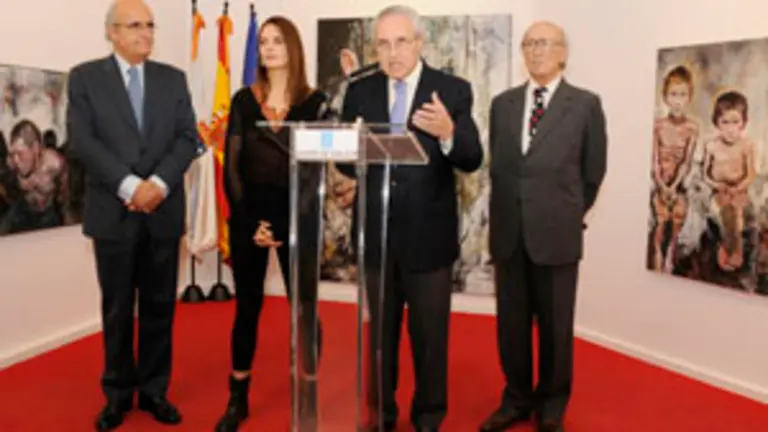  Pedro N&uacute;&ntilde;ez Morgades, Carmen Delaco, Jos&eacute; Ram&oacute;n &Oacute;nega y Jes&uacute;s Pardo, durante la presentaci&oacute;n de la muestra.