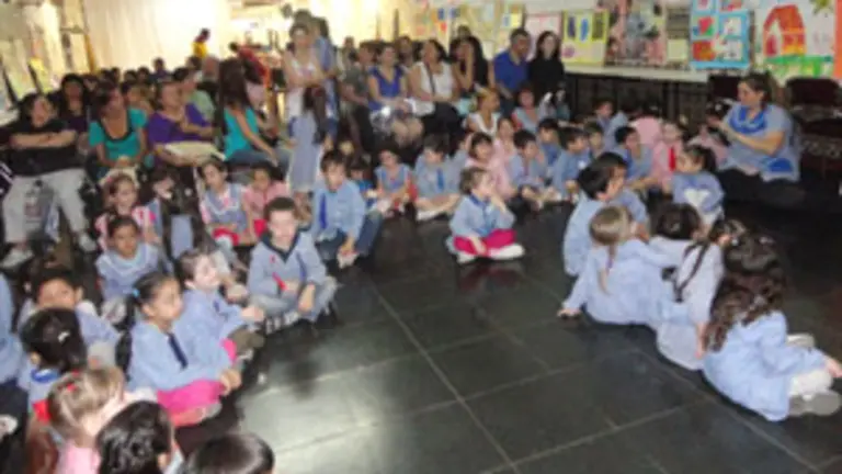  Alumnos del distrito escolar N&ordm;6 expusieron sus trabajos en la Casa Balear de Buenos Aires.