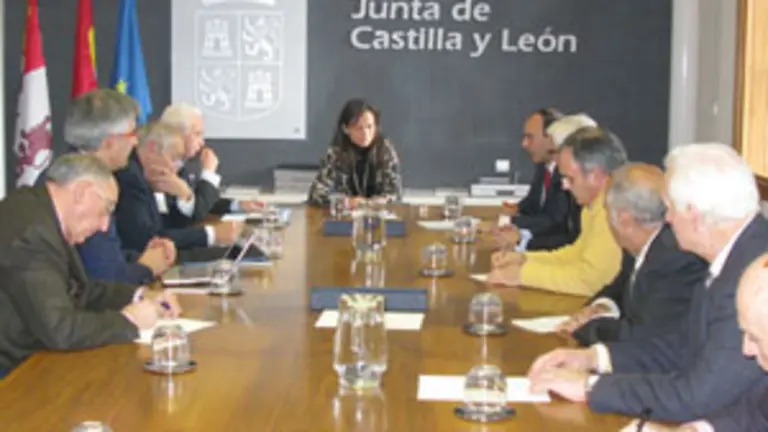  De Diego presidió la reunión con los representantes de la Confederación.