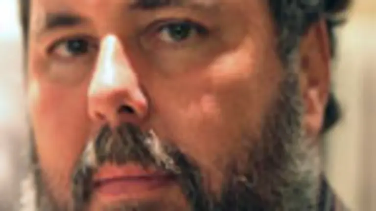 James D. Fern&aacute;ndez.