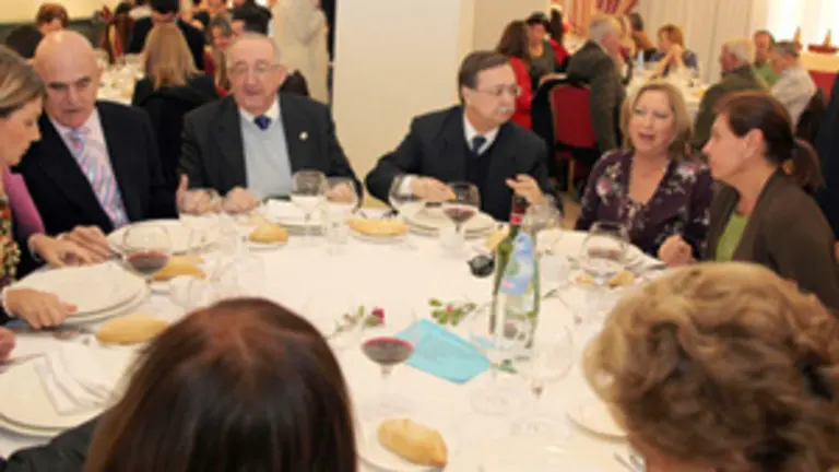  Una de las mesas de la tradicional laconada. 